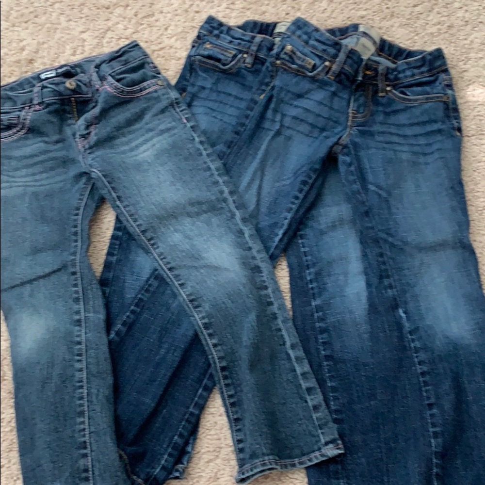 Lot of 3 blue jeans size 6